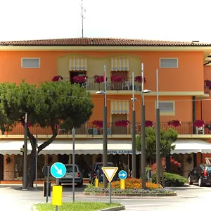 Azzurra Sirmione